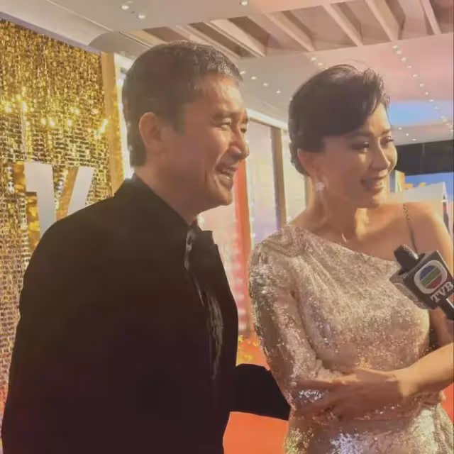 一場在香港舉辦的頒獎典禮,暴露了對內地明星的「惡」