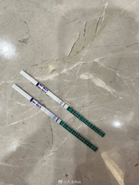 34歲「大王」官宣懷孕,激動到淚崩,與小6歲老公備孕一天迎喜訊