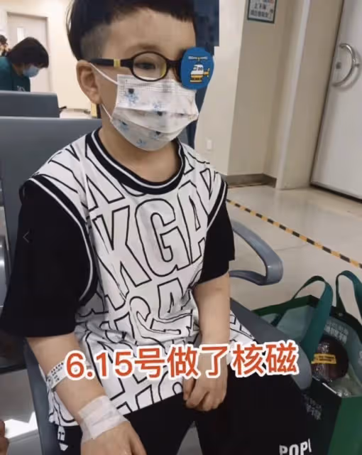 9歲抗癌網紅小旭去世,8年抗癌艱難生涯,歷經3次開顱手術6次化療