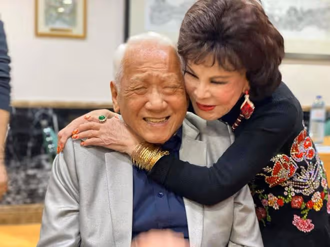 又一明星後悔移民!92歲港星黃夏蕙回香港生活,透露在北美不快樂