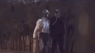 吳京轉發與謝楠牽手摟肩畫面,深夜嗑自己的cp,網友直呼:他超愛