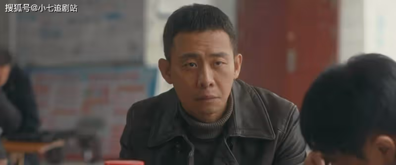 《他是誰》首播收視奪冠，尺度大節奏快，懸疑燒腦反轉太意外