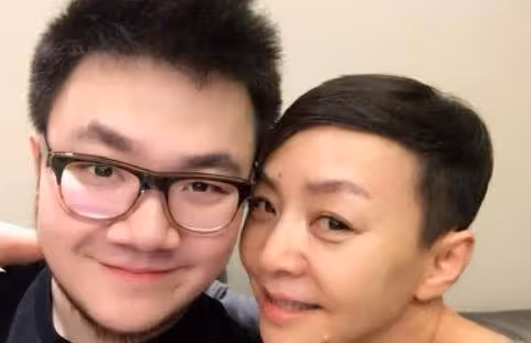 同時星二代，陳凱歌宋丹丹費力捧不紅孩子，只有她兒子自己成影帝