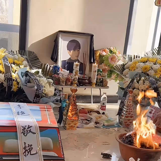 網紅莊慕卿車禍身亡結案，事發超速140碼負次責，父親忙帶貨直播