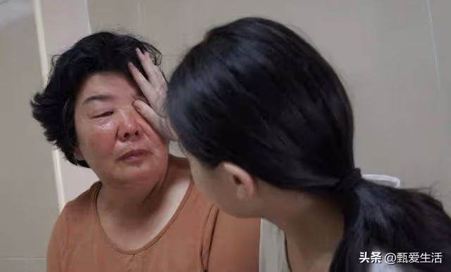 婆婆60歲大壽,我出錢出力,小姑子上桌後我忍氣吞聲,最後掀了桌