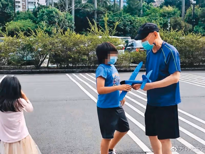 顧寶明去世後家屬爭遺產,女兒與同齡後媽打官司,曾大打出手