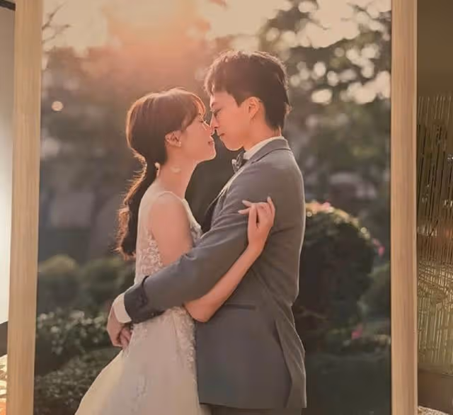 恭喜！TVB知名男星今日大婚，與日籍美女妻子熱吻近一分鐘