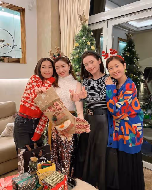 前TVB港姐嫁富商住4000尺豪宅,為女兒慶生,狀態曝光不輸少女