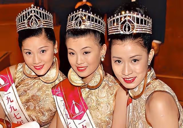 香港知名女星扮嫵媚曬事業線,橫刀奪愛進豪門,為富商丈夫生兩子