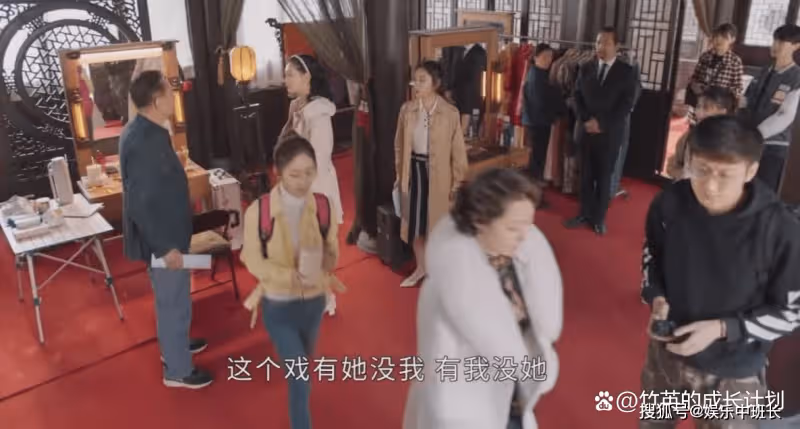 《春日暖陽》昔日影后淪為給流量女星當女配，道破娛樂圈人情冷暖