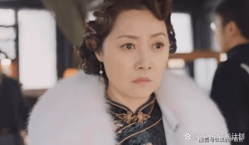 《春日暖陽》昔日影后淪為給流量女星當女配，道破娛樂圈人情冷暖