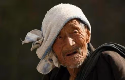 婆婆進城住兒子家,誰知兒媳換了鎖,居然是老伴兒和兒媳串通好的
