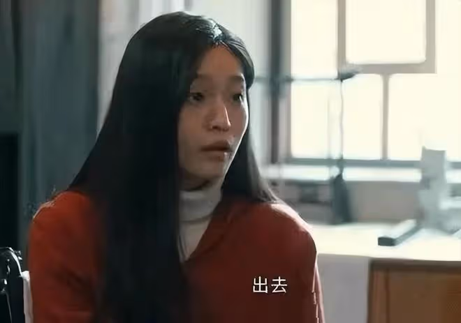 《他是誰》收視奪冠,張譯4分鐘換5種情緒,女演員接不住戲遭嘲諷