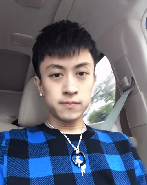 「滬上皇」秦奮：撞毀千萬豪車，前女友母親子貴，拿4千萬分手費