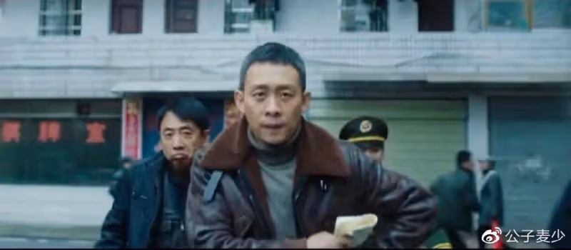 繼《狂飆》後,張譯新劇央八播出,尺度不小,看的人渾身緊縮