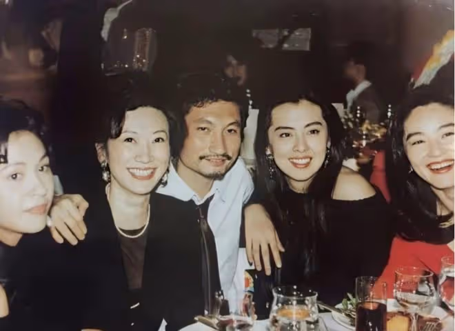 73歲徐克老來得子?小30歲女友疑似懷孕,前妻施南生引全網同情