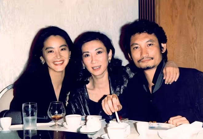 73歲徐克老來得子?小30歲女友疑似懷孕,前妻施南生引全網同情
