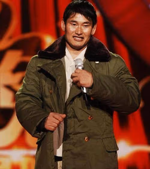 從星光大道下來的他們，一個如日中天，一個成「軟飯男」，他最慘