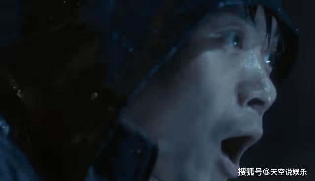 《他是誰》割喉狂魔就在身邊！山河犧牲前的暗示，早已挑明兇手身份