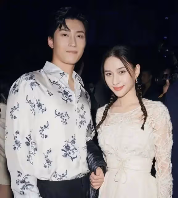 何超蓮疑似在三亞大婚,三年愛情長跑修成正果,曾被竇驍粉絲內涵