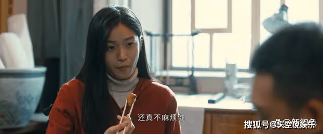 《他是誰》衛國平當真不喜歡聶小雨？3個細節早已暗示，只因其妹妹