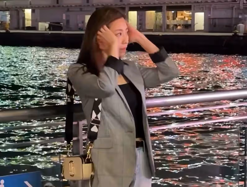41歲陳自瑤身材突然變豐滿,被質疑二次發育,一個月時間變化不小