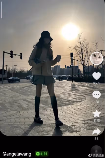 13歲王詩齡近照曝光,穿超短裙身材高挑纖瘦,筷子腿吸睛十足