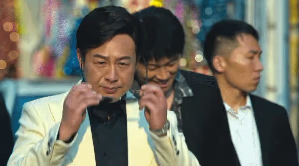 《狂飆》爆火後,8位配角片酬大漲,女一號2150萬片酬被嘲不配