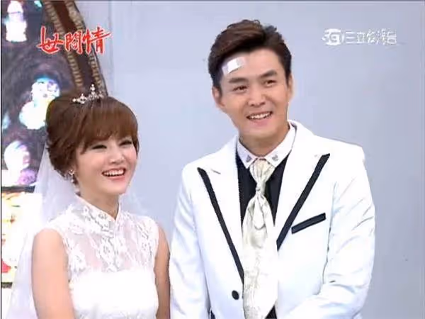 沒婚紗也不宴客！新娘只求80盒喜餅「被婆婆當眾數落」：還有臉要　未婚夫說風涼話「讓她一秒悔婚」！