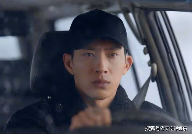 《歸路》路晨回齊寧思念藏不住，無視隊友敲門親歸曉