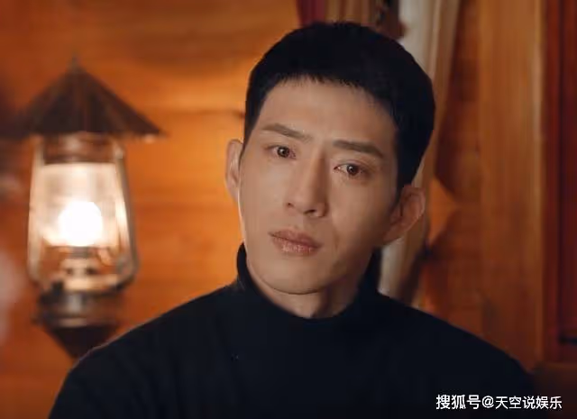 《歸路》路晨回齊寧思念藏不住，無視隊友敲門親歸曉
