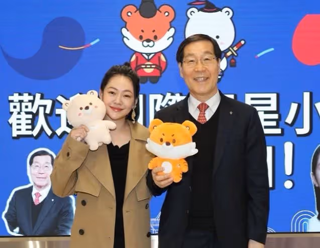 小S哭吃韓牛竟是受韓旅遊局所託，網友：看來具俊曄回國沒少吹牛