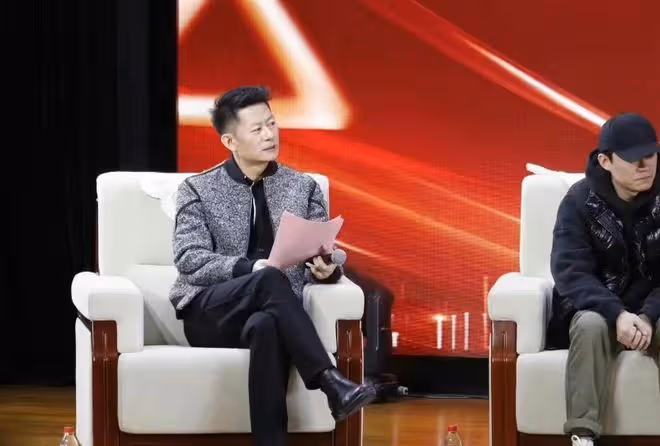 《狂飆》5位演員集體亮相：張頌文發胖，蘇小玎邋遢，曲柵柵超美