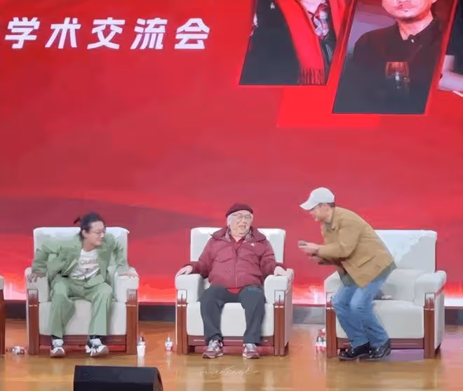 《狂飆》5位演員集體亮相：張頌文發胖，蘇小玎邋遢，曲柵柵超美