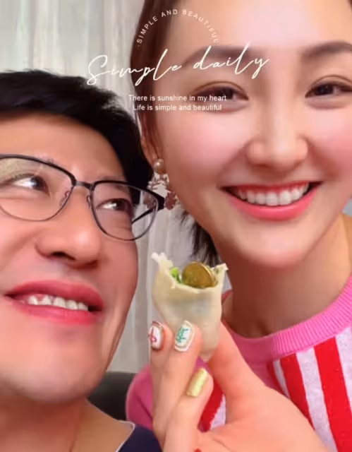 于震慶祝結婚11周年，深情望著小13歲嬌妻太甜蜜，3名子女太像爸