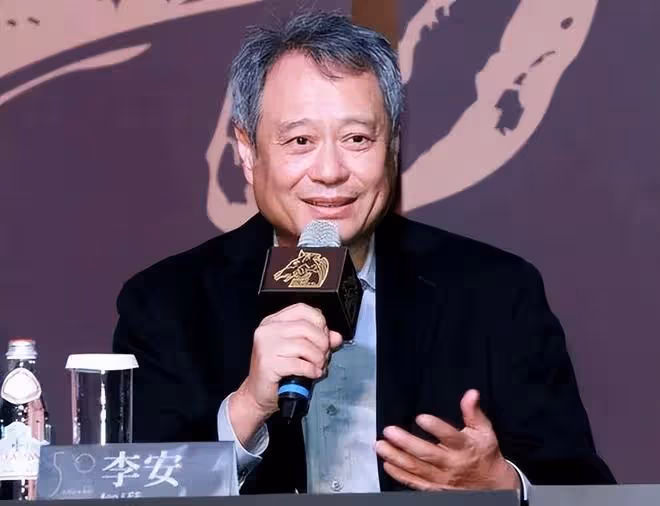 李安母親李楊思莊離世,享年97歲,李安李崗一起送別老母親