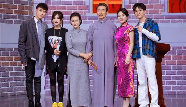 低調星二代，媽媽是《情深深雨濛濛》主演之一，16歲當導演拿獎！