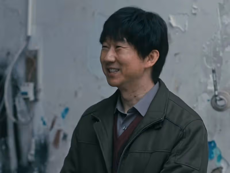 《他是誰》真兇就藏在衛國平身旁！看似不起眼，實則在扮豬吃老虎