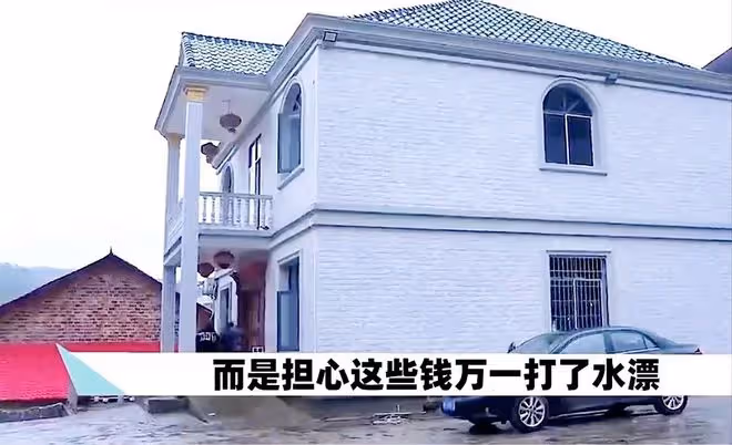 兒子出意外命懸一線,公爹要兒媳賣房治病,兒媳:你有4套房