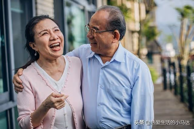 一位老父親的傾訴:8000退休金的我,沒幫兒子還房貸,就有錯嗎?