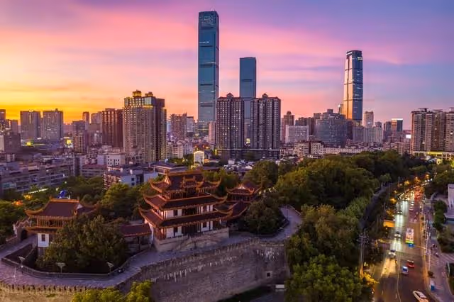 我發現不能和熟人一起去旅遊，很有可能熟人變成陌生人