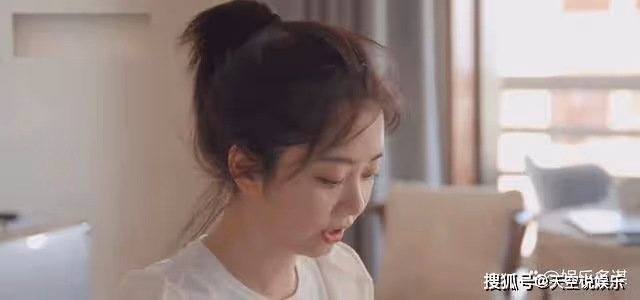 《歸路》破鏡重圓太好嗑，井柏然當眾逃婚，譚松韻飛奔相擁親吻