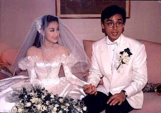 60歲章小蕙近照像30歲，比虞美人好多了，這才是真正的名媛！