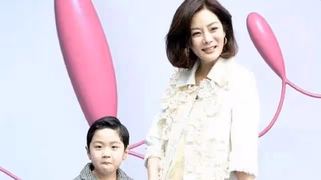 43歲蔡琳滄桑令人不敢認！兒子帥氣似高梓淇，3歲才知有爸爸