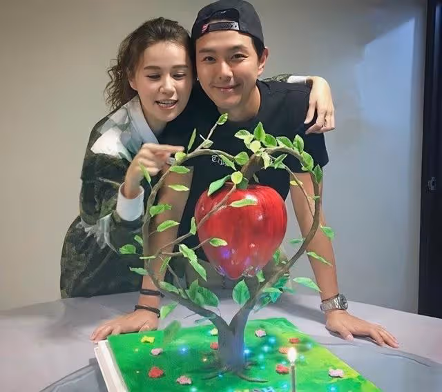 TVB知名男星承認說錯話被封殺！與女神妻子結婚5年，仍無生育計劃