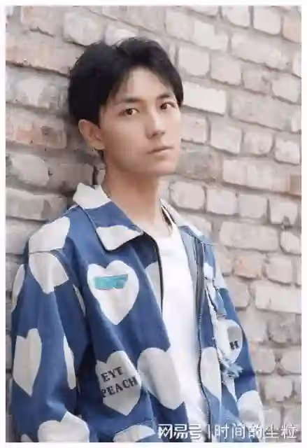 大瓜!曝某衛視編導酒店猥褻男網紅,直言:只要答應,可做主持人