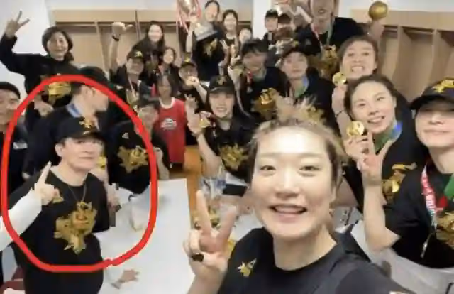 女籃李夢再被錘!知三當三艷照曝光後求和,酗酒紋身違反多條隊規