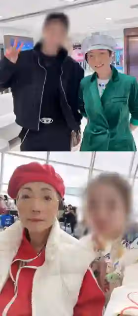 周星馳與石榴姐外出聚餐，低頭玩手機被指不合群，手腕粗壯長胖了