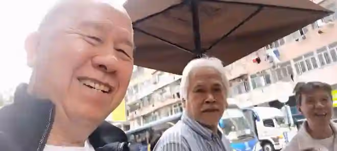 TVB反派專業戶息影20年罕露面!鬚髮皆白變化大,已移居澳洲多年