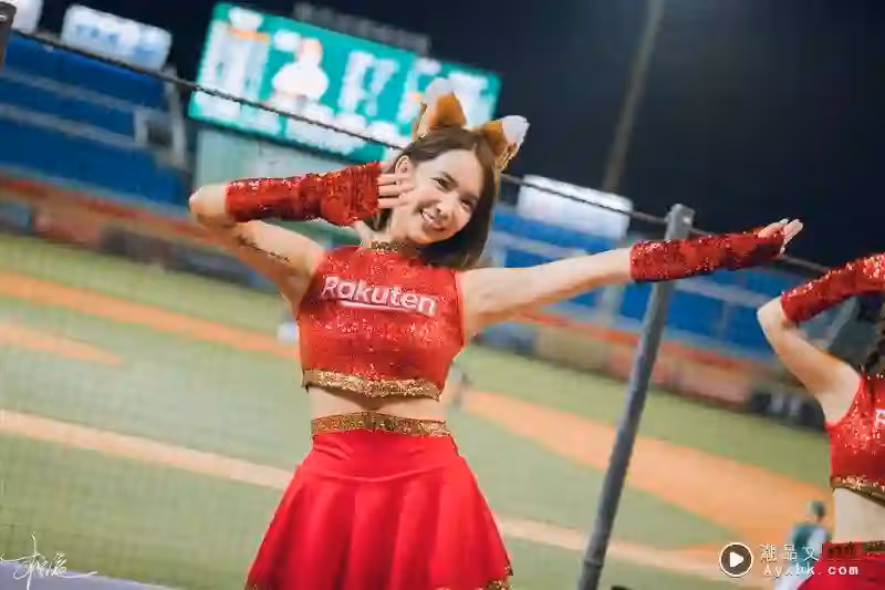林襄遇上勁敵!啦啦隊女神師妹出寫真 張雅涵濕身比基尼炸出好身材